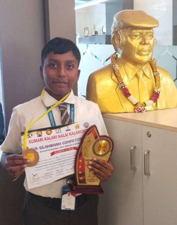 T. Yogi Kissan of Grade 7, 1st Place in Stick Fight.